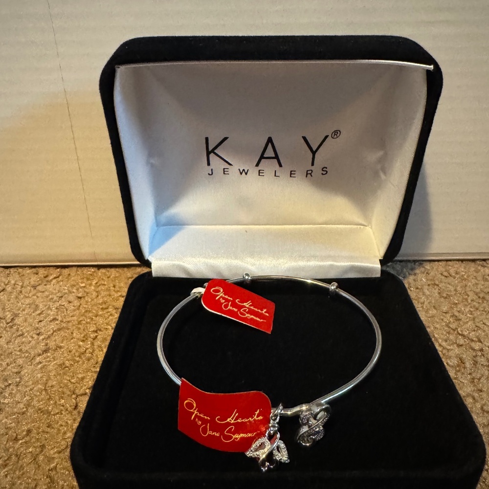 Kay Jewelers “Open Hearts” by Jane Seymour Bangle